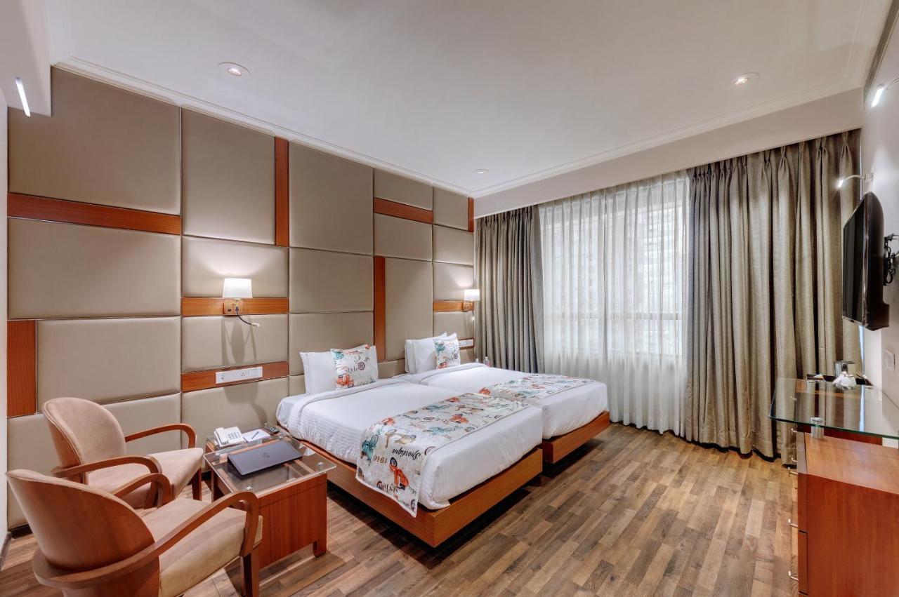 Adiva Residency Beacon, Grant Road, Mumbai Hotel ภายนอก รูปภาพ