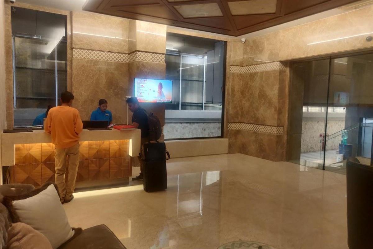 Adiva Residency Beacon, Grant Road, Mumbai Hotel ภายนอก รูปภาพ